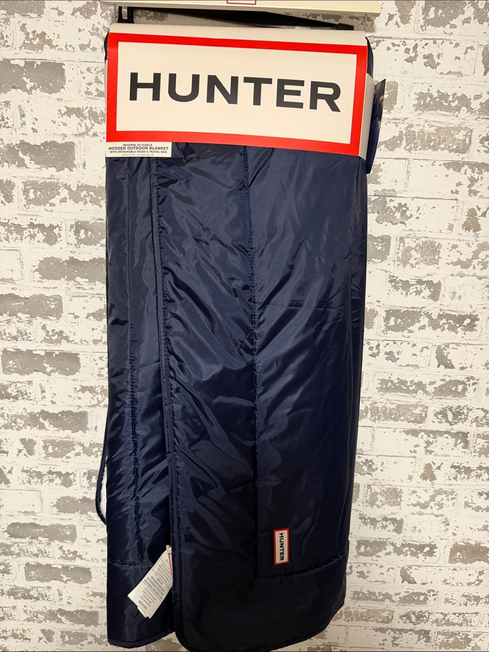 Hunter Navy weatherproof outdoor blanket events stadium or camping